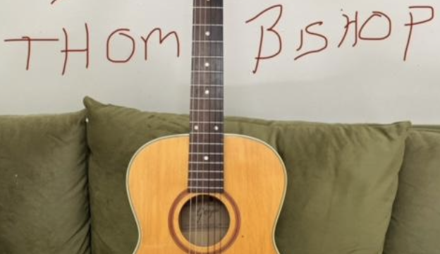 “Here Comes the Night” Showcases Thom Bishop’s Timeless Songcraft